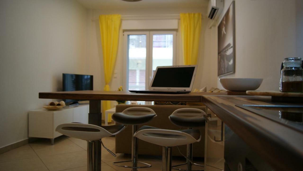 Brand New Luxury Apartment Салоники Экстерьер фото